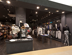 REGINA ファボーレ店